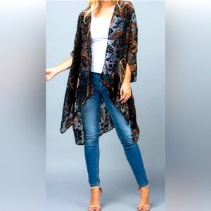 Love stitch Womens Kimono